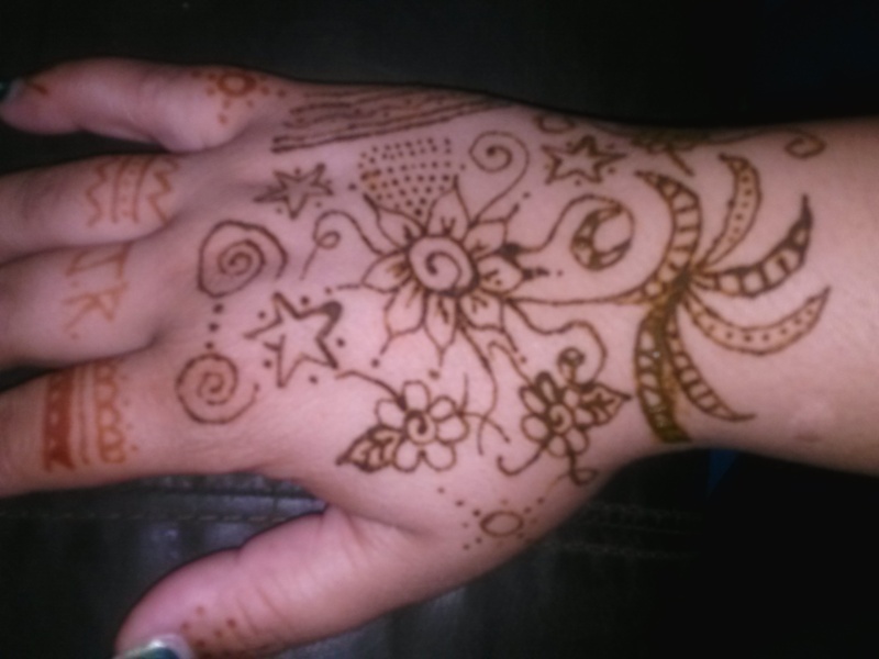 Fallen in love with henna! pic heavy Cam00414