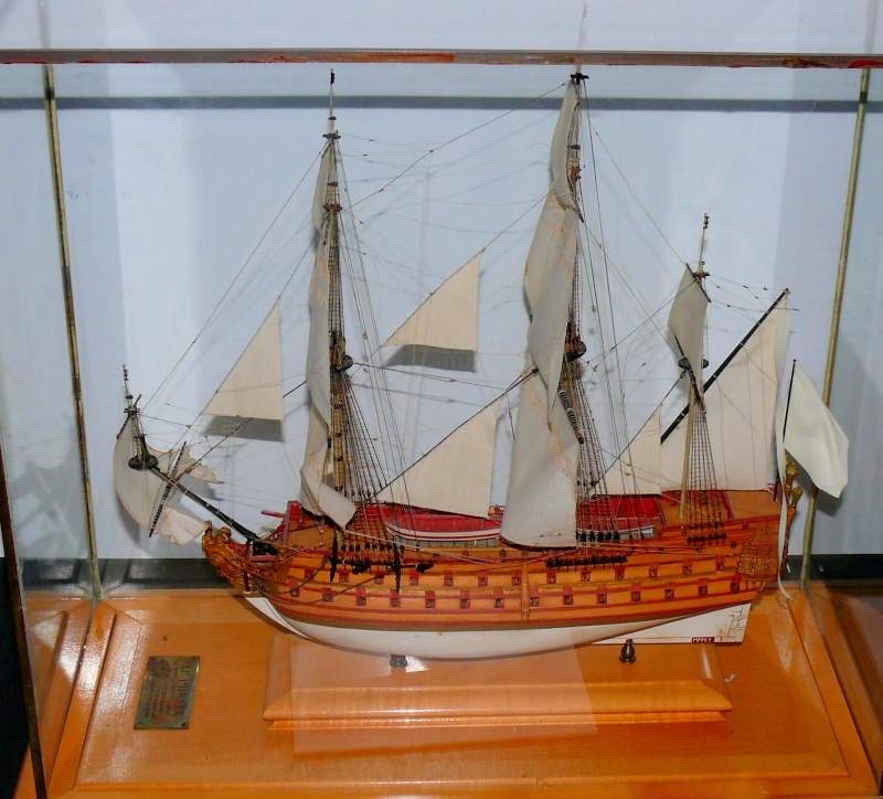 MUSEE DE LA MARINE DE TOULON - MAQUETTES Le_phe11