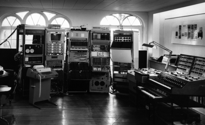 Electronic Music Studio Ltd (E.M.S)  Studio10