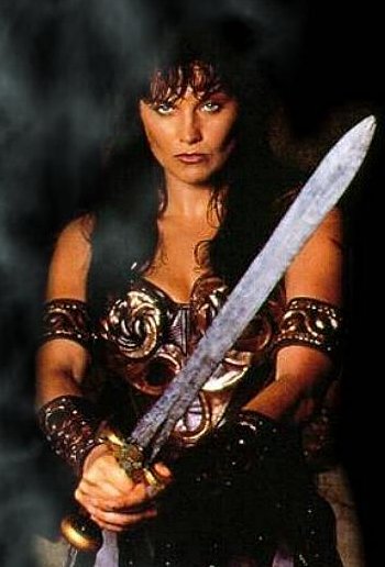 je pensais être une femme intelligente et que j allais pouvoir l aider à combattre cette maladie - Page 4 Xena-w10