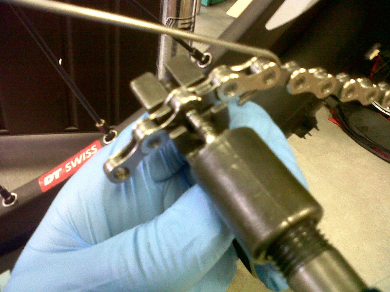 Tester et réparer une chaine de vélo Img-2027