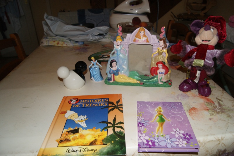 Nos trouvailles Disney dans les vide-greniers - Page 5 00110