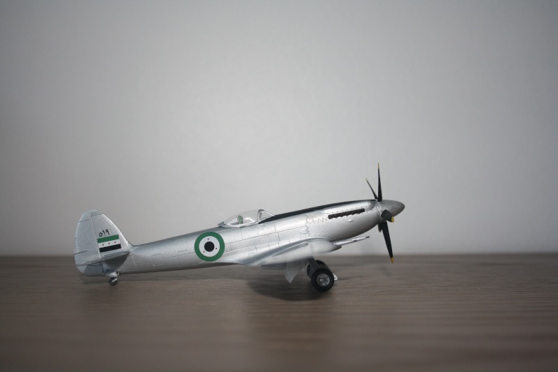 Supermarine Spitfire Mk22 Airfix Img_4213