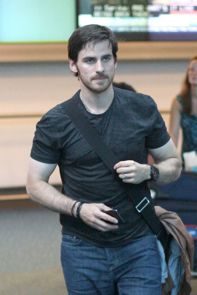 Colin O'Donoghue ( Killian Jones aka Hook) - Page 2 10140710