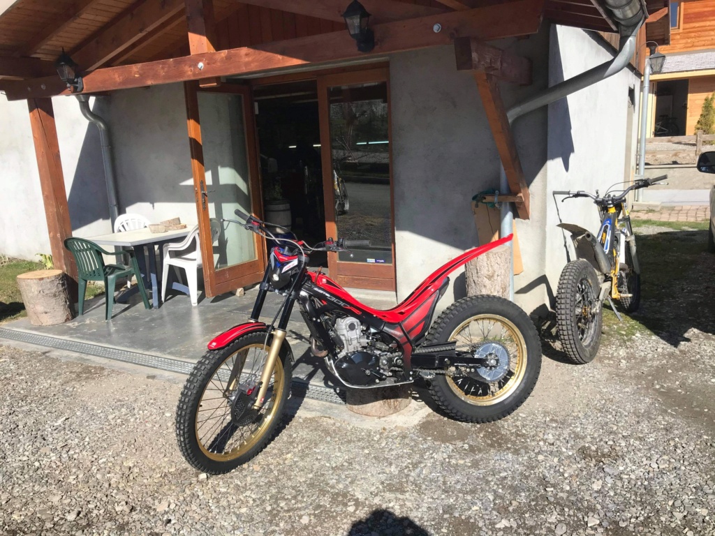 De retour en Montesa :) 2c168210