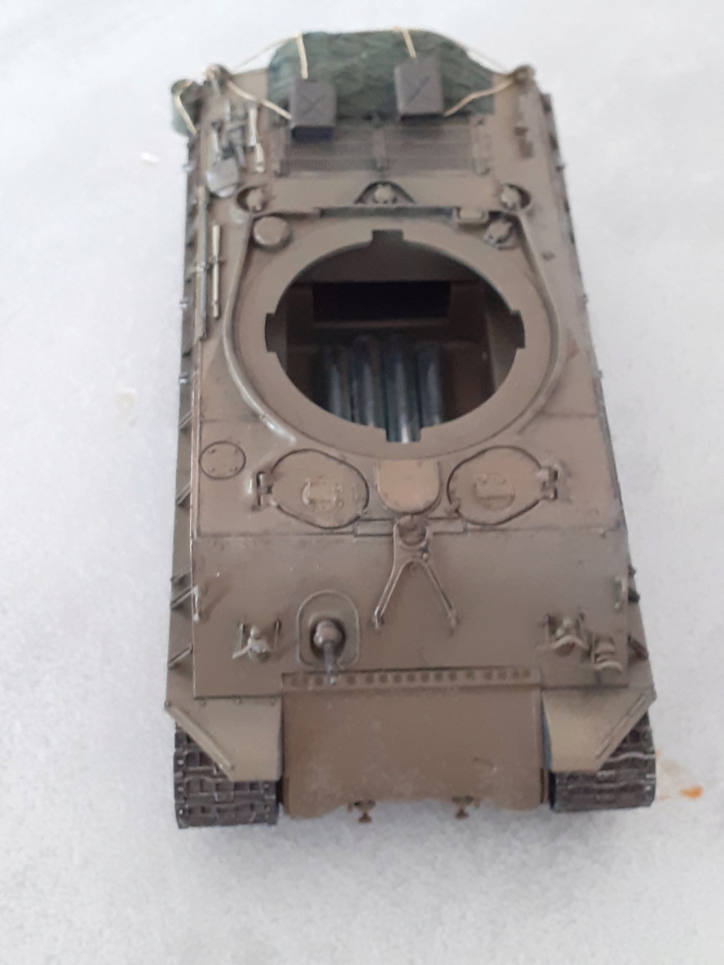 « Sur la Route H-4 » - M4A3E8 (76 mm) HVSS Sherman "Easy Eight" (Tamiya 1/48) - Page 3 20190519