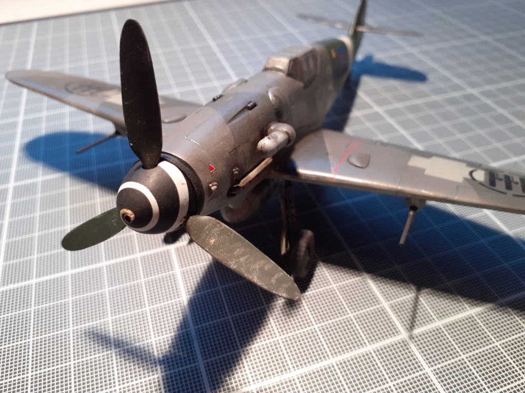 Pilota E Comandante - Bf 109 G-6 Trop (Italeri 1/48) - Page 10 20191460