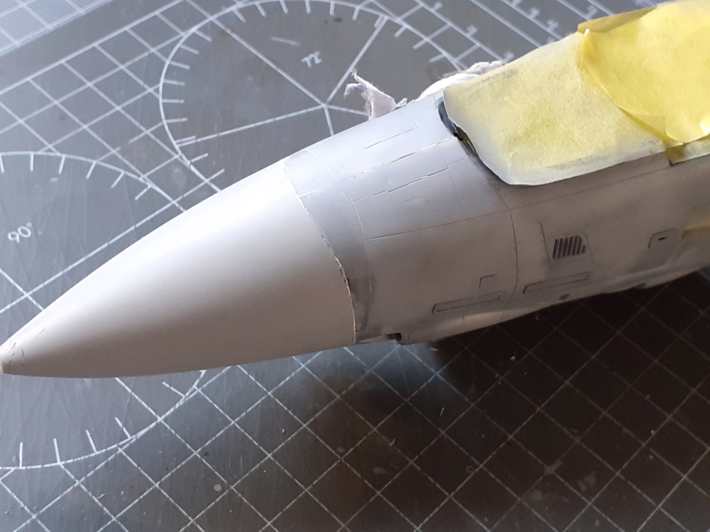 Grumman F-14A Tomcat : chapeau haut de forme & griffes d'acier [Tamiya 1/32°] de Canard - Page 7 20202154