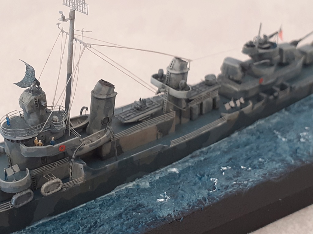 Premier rôle à Guadalcanal - USS Fletcher DD-445 (Tamiya 1/700) - Page 6 20203275