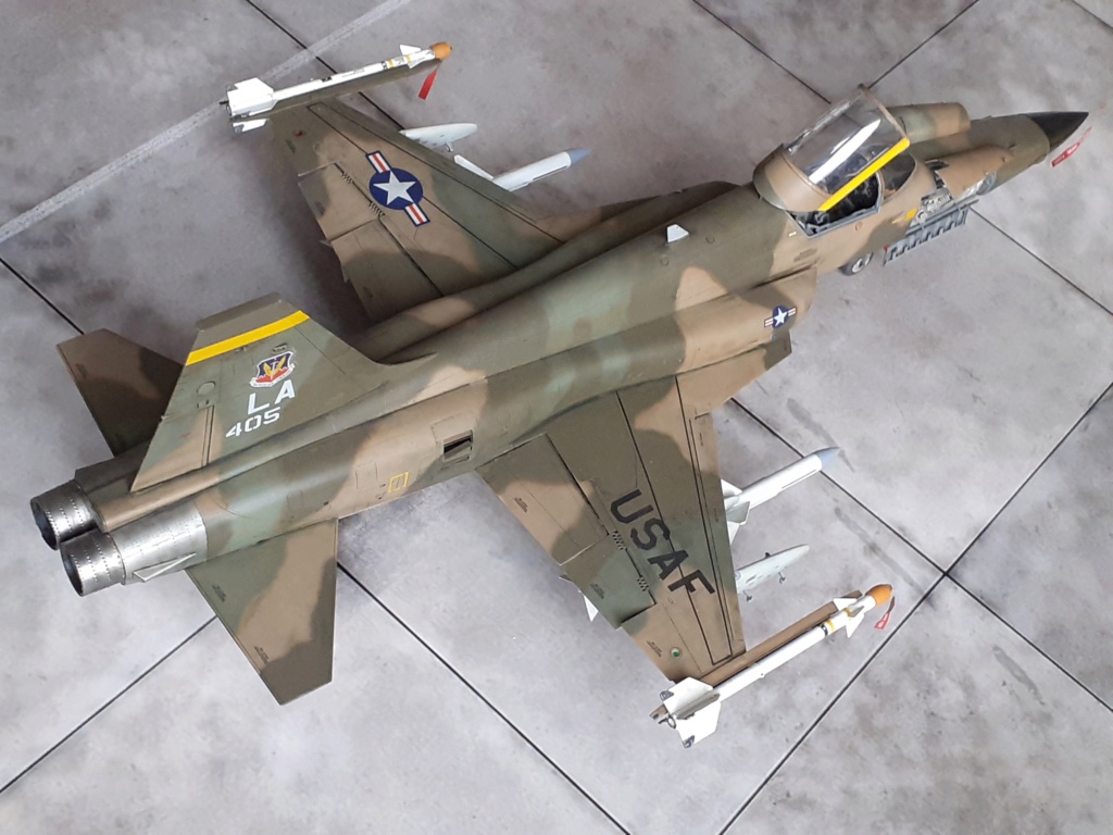 Un tigre en Arizona(F-5E Tiger II Kitty Hawk(1/32) 20204377
