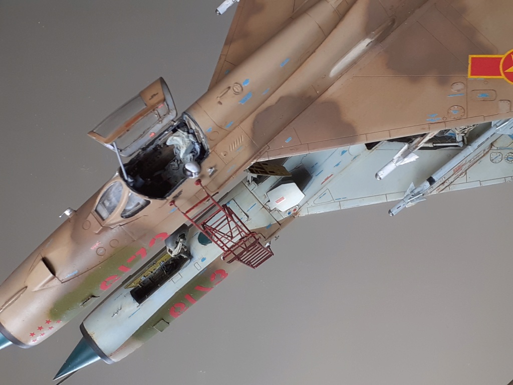 MiG-21 PFM Viet Air Force [Eduard 1/48°] de Canard - Page 5 20211128
