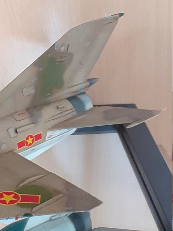 MiG-21 PFM Viet Air Force [Eduard 1/48°] de Canard - Page 5 20211146