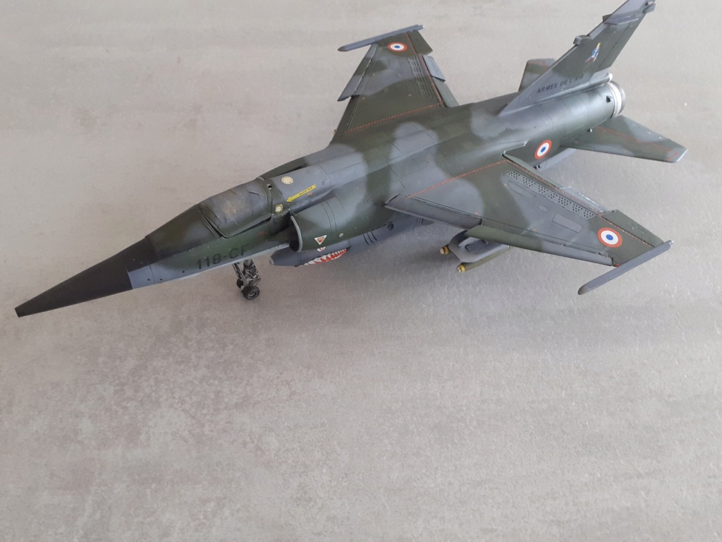 Mirage F1 CR : Opération Serval [Italeri 1/48°] de Canard - Page 6 20211314