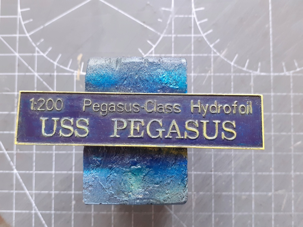 USS Pegasus PHM-1 [Hobby Boss 1/200°] de Canard - Page 4 20211490