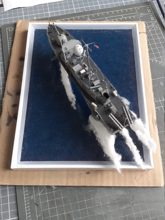 USS Pegasus PHM-1 (Hobby Boss 1/200) - Page 3 20211616