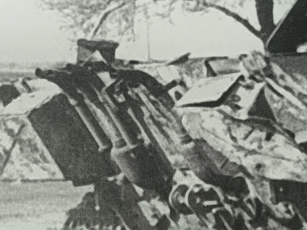 Panther Ausf A - Contre-attaque mortelle - Mortain 7 Août 44 [Suyata 1/48°] de Canard - Page 3 20231523