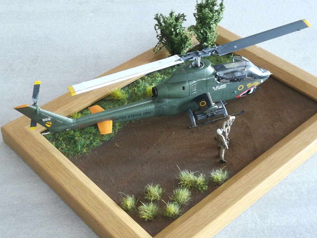 « The Crystal Ship » - Bell AH-1 G Cobra (Revell 1/72) - Page 5 Img_3985