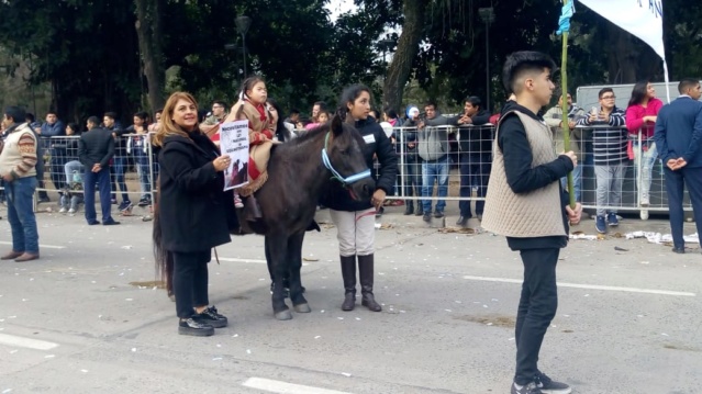 Fotos del desfile Tucumán 2018 4ba6e810