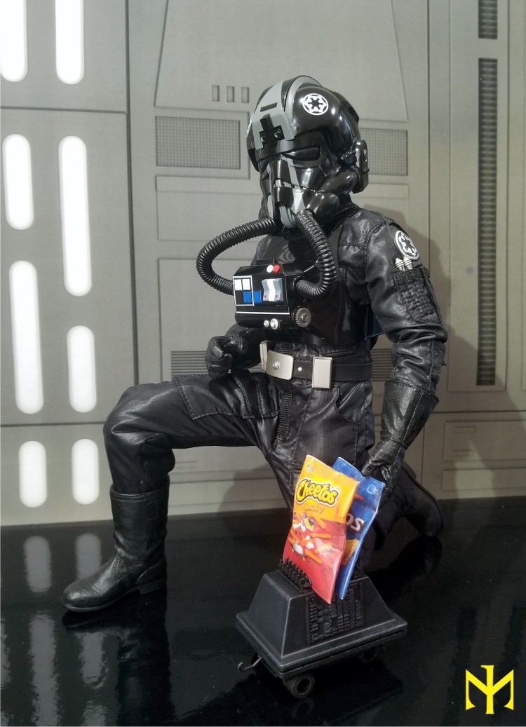 Empire - STAR WARS Sideshow's second Imperial TIE Fighter Pilot review and comparison Stfpro16