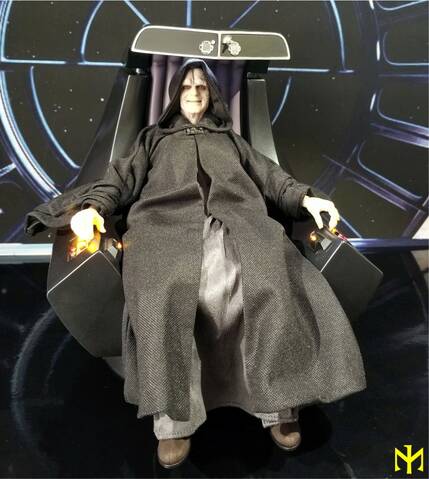 hot toys palpatine deluxe