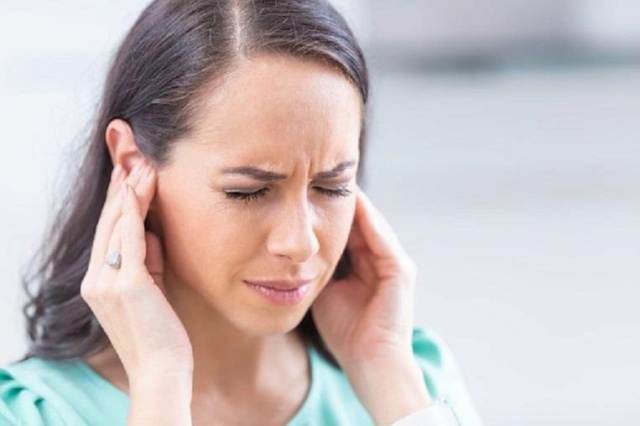  أسباب ضعف السمع في مرحلة الشباب وهل يمكن علاجه 1021