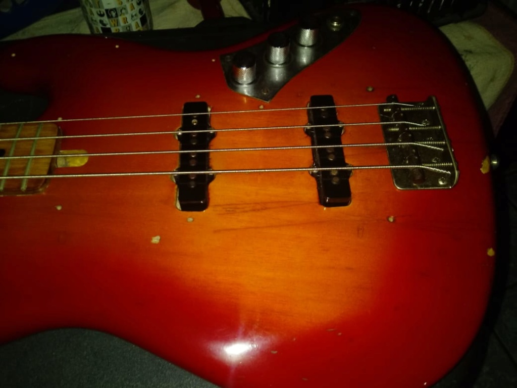 Gianinni Stratosonic JB 1979 - Ajuda na análise para possível compra. 55411410