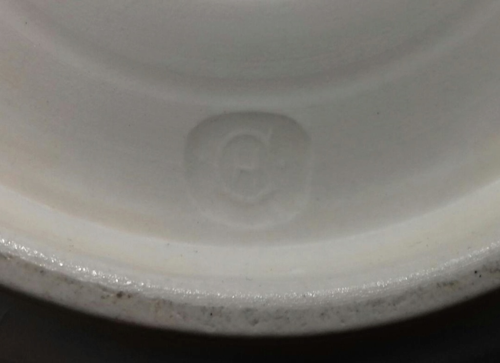 Please help ID this pottery CH mark, maybe Chris Hogg  Vase_211