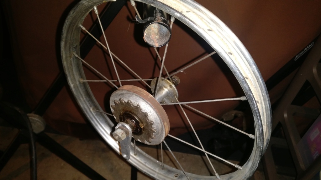 Remplacer pignon fixe par roue libre sur un Motobécane MN 1963 Img_2508