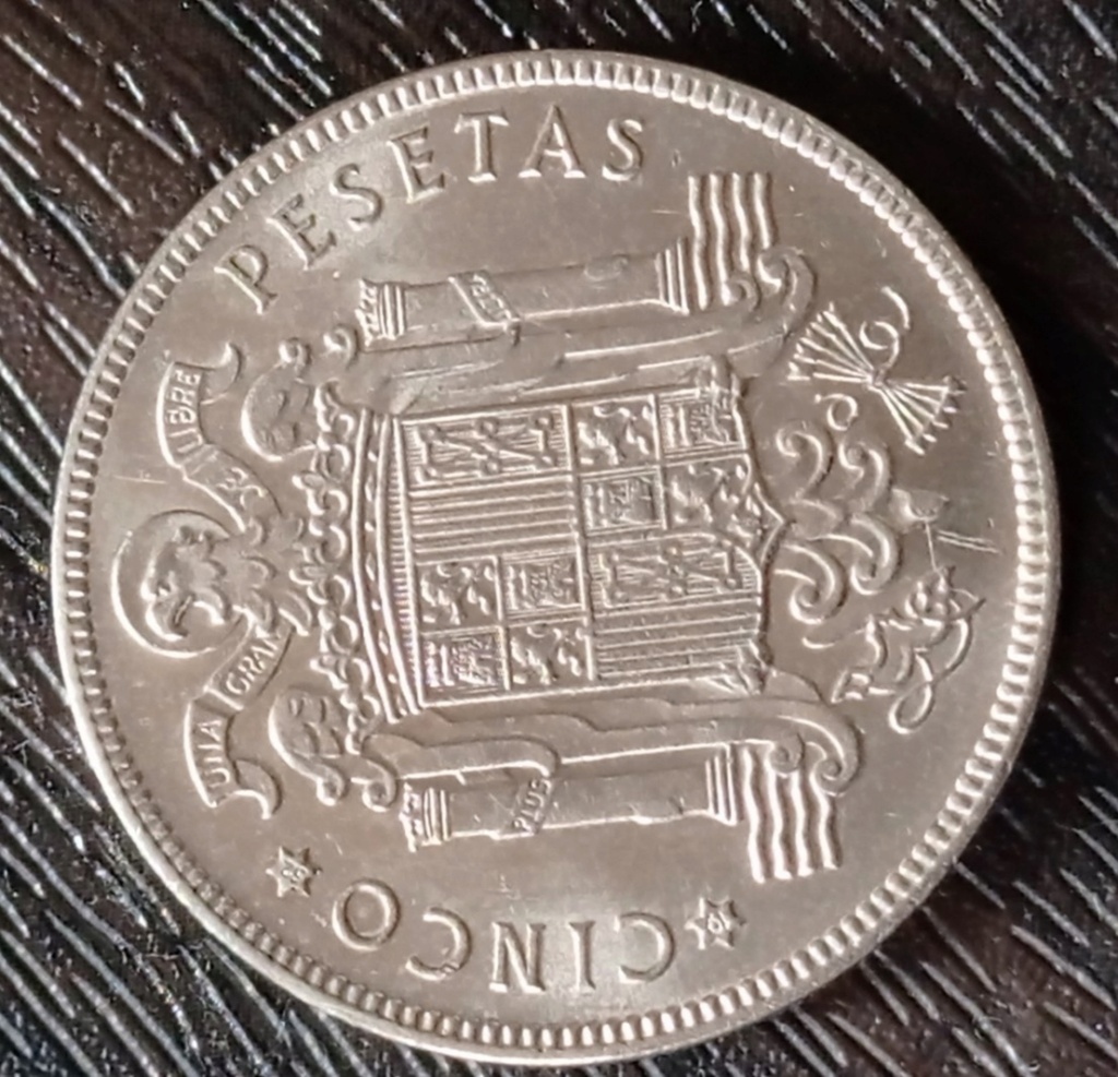 5 pesetas de 1949 *52 Estrella retocada Img_2038