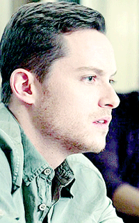 Jesse Lee Soffer 36_710