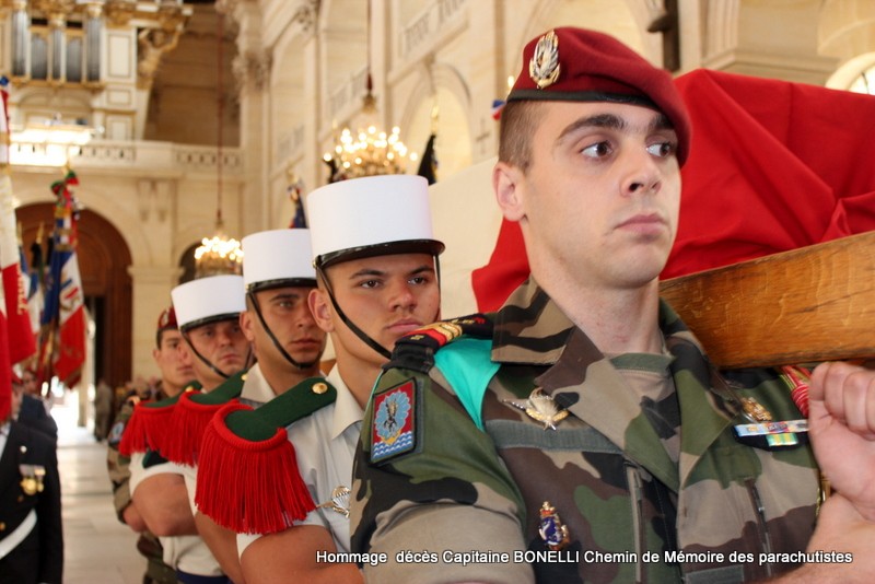 Reportage cérémonie religieuse décès capitaine Dominique Bonelli 16 juin 2016 aux INVALIDES la cathédrale des soldats 05-img11