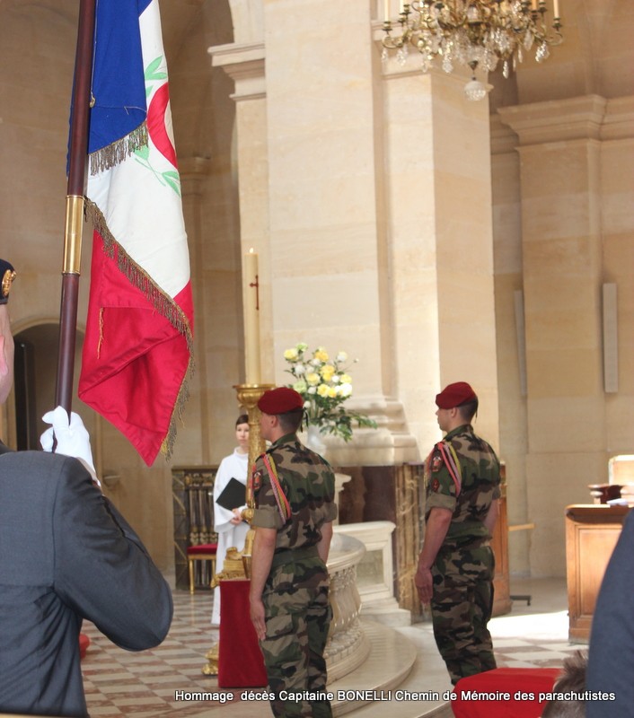 Reportage cérémonie religieuse décès capitaine Dominique Bonelli 16 juin 2016 aux INVALIDES la cathédrale des soldats 21-img11