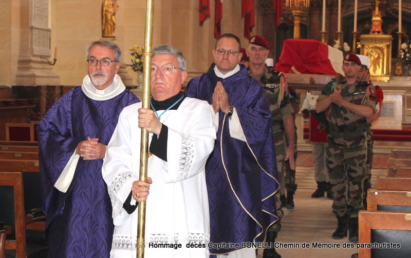 Reportage cérémonie religieuse décès capitaine Dominique Bonelli 16 juin 2016 aux INVALIDES la cathédrale des soldats 58-img10