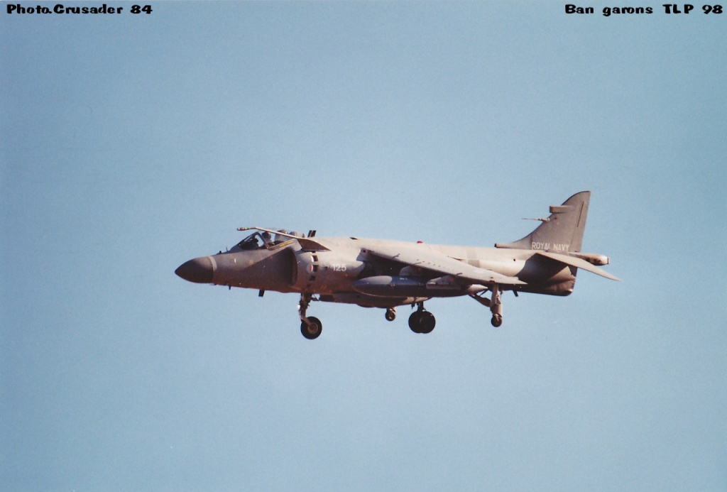 Harrier et Sea Harrier britanniques - Page 3 Gar_9813