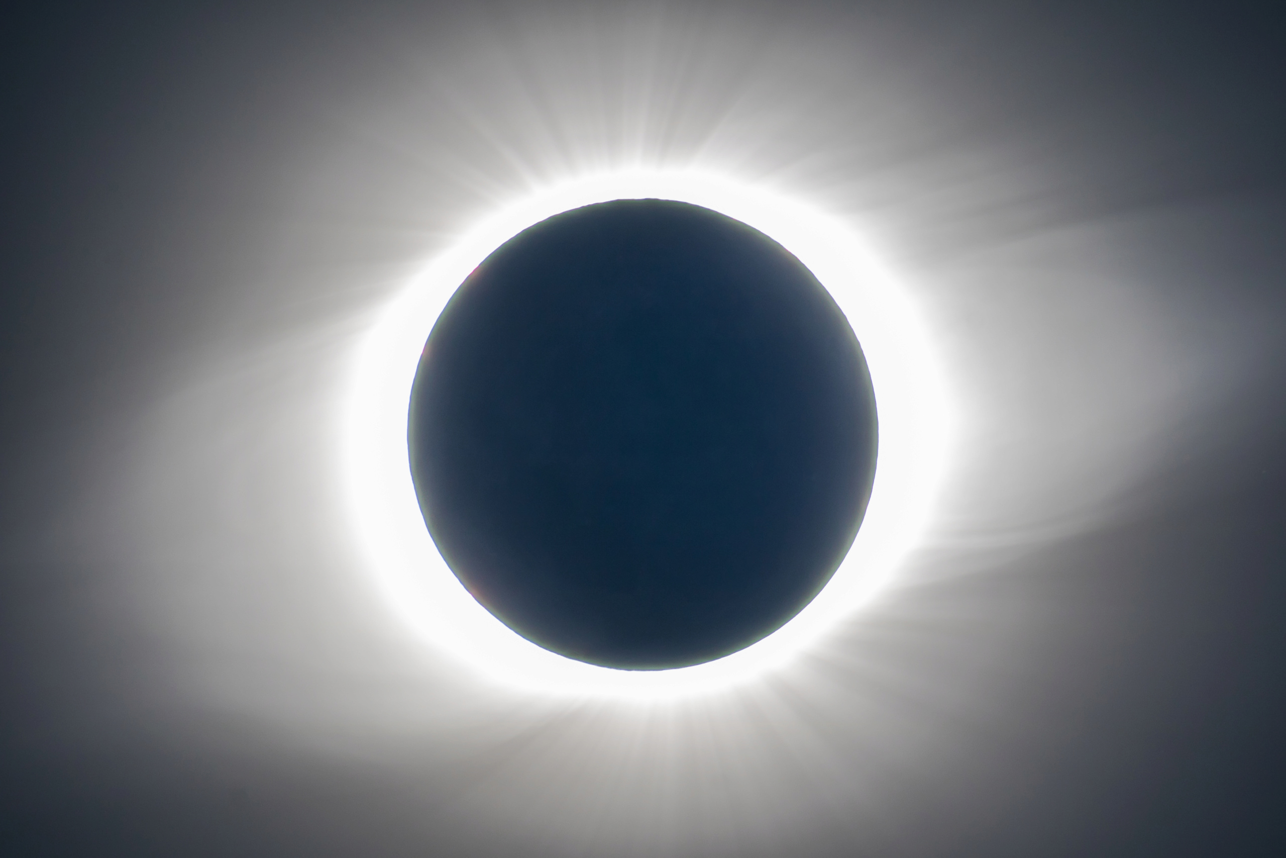 Eclipse de Soleil au Chili - 2 Juillet 2019  - Page 2 Img_3010