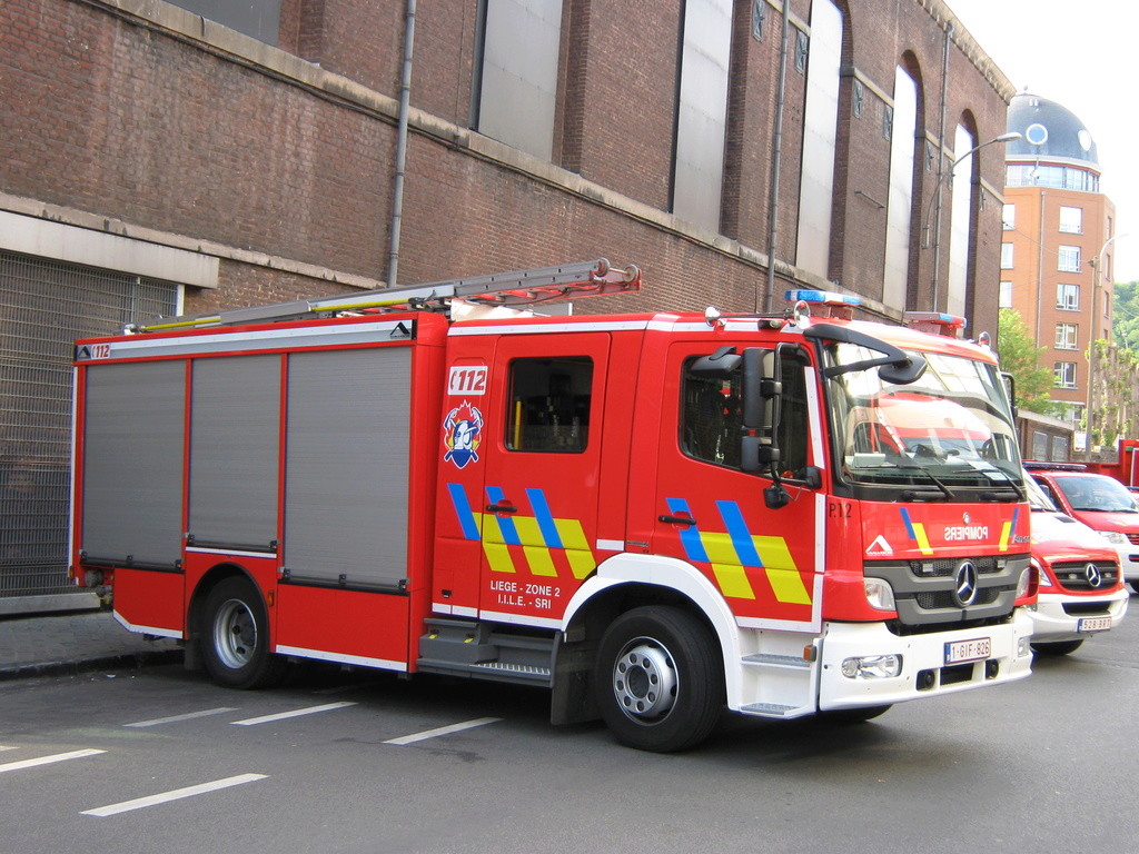 Intercommunale Incendie Liège et Environs IILE !!! - Page 13 Atego_11