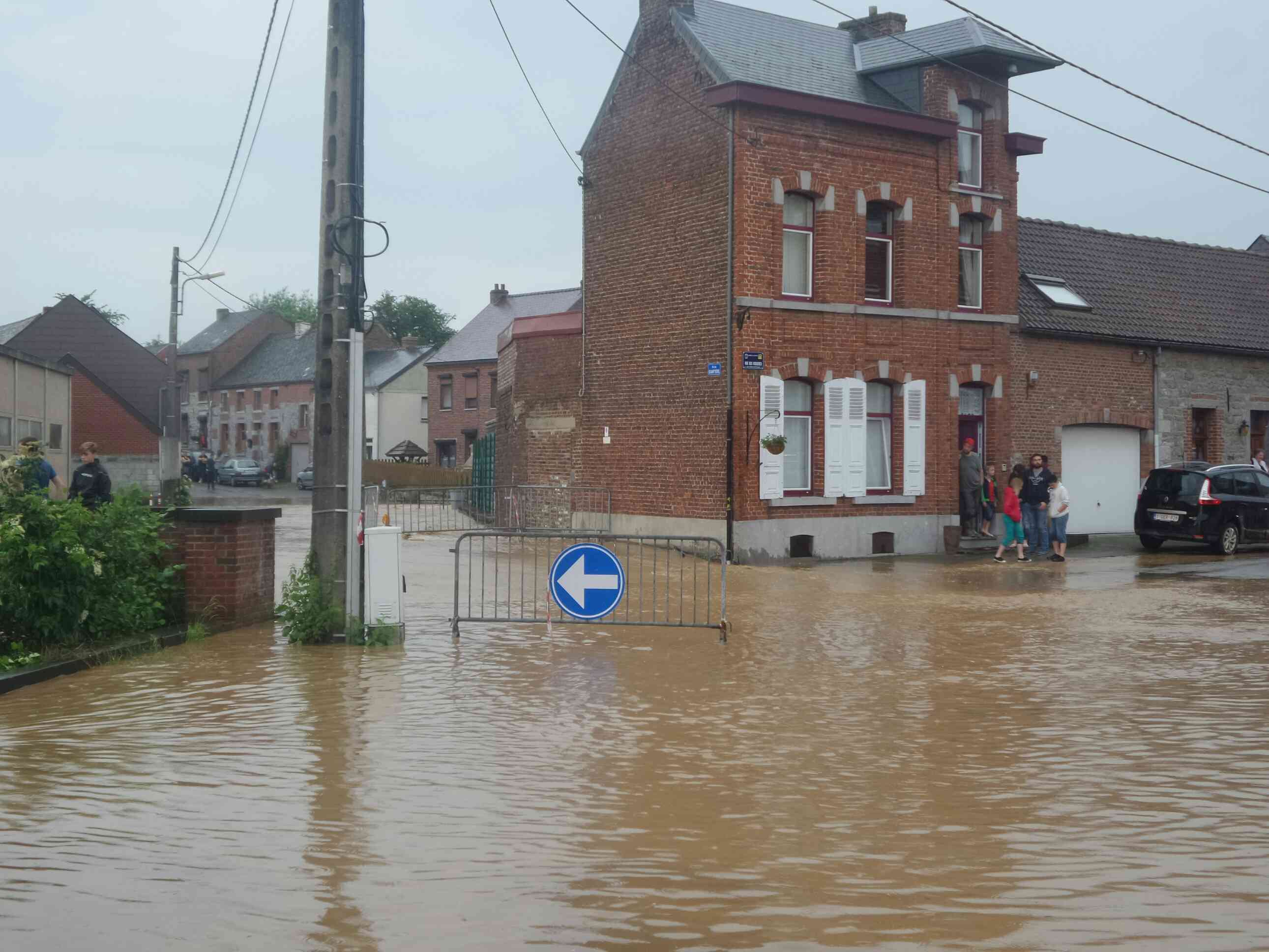 La wallonie frappées par les inondations (06/2016 + photos) Fvh_me36