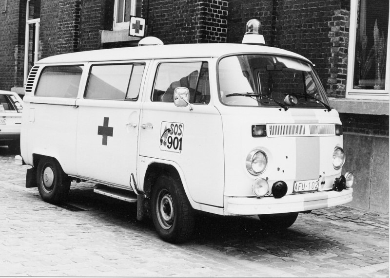 Les ambulances de la gendarmerie - bref historique illustré Vw-tra11