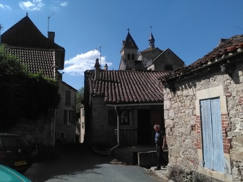 Lot (46) Albas, village médiéval  Img_2016
