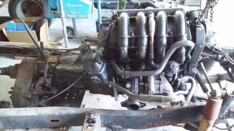 Moteur peugeot dans cj7 20160718