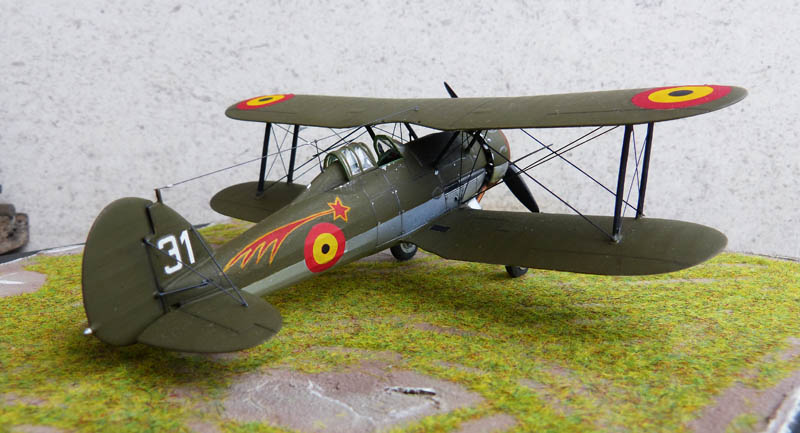 [AIRFIX] GLOSTER GLADIATOR MkI "de la Comète rouge" Réf A02052 Gladia36