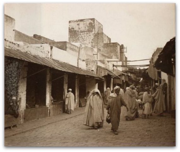 Meknès, la Ville Ancienne et les 2 Mellahs - 2 - Page 34 Maroc-13
