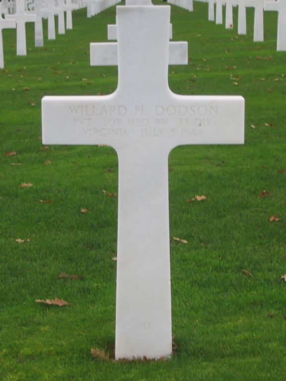 Purple Heart - Medic tué au combat proche Carentan (Normandie) 33045410