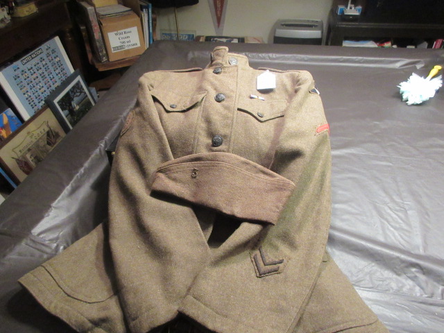 Uniforme et calot d'un soldat de la 3e DI du III Corps - Décoré de la WWI Img_1610
