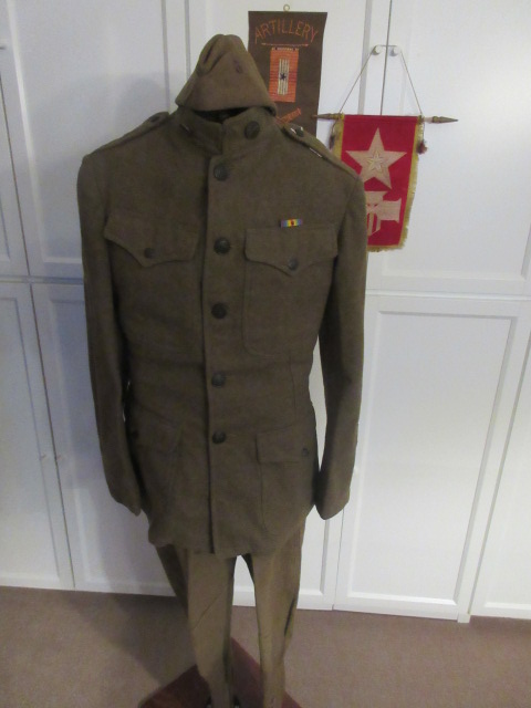 Uniforme et calot d'un soldat de la 3e DI du III Corps - Décoré de la WWI Img_1622