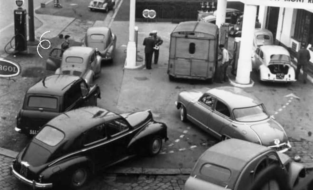 Des photos d'époque de Concessions Mercedes-Benz partie 1 - Page 5 Garage19
