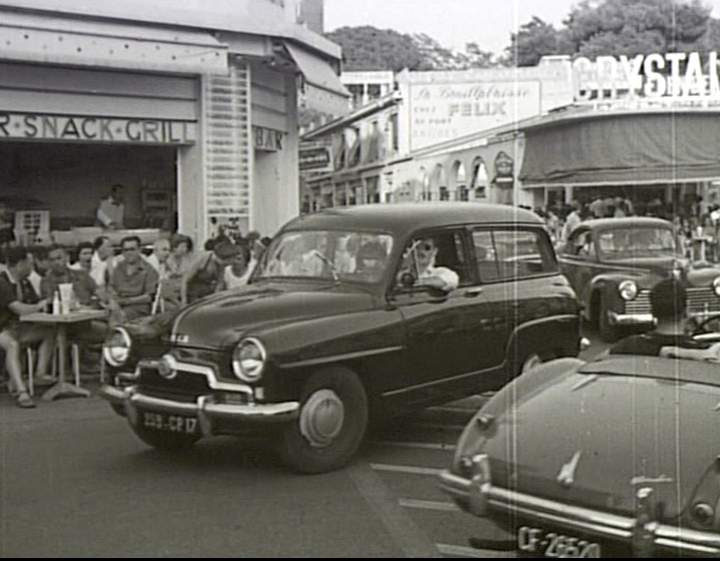 Des photos d'époque de Concessions Mercedes-Benz partie 1 - Page 10 M1110