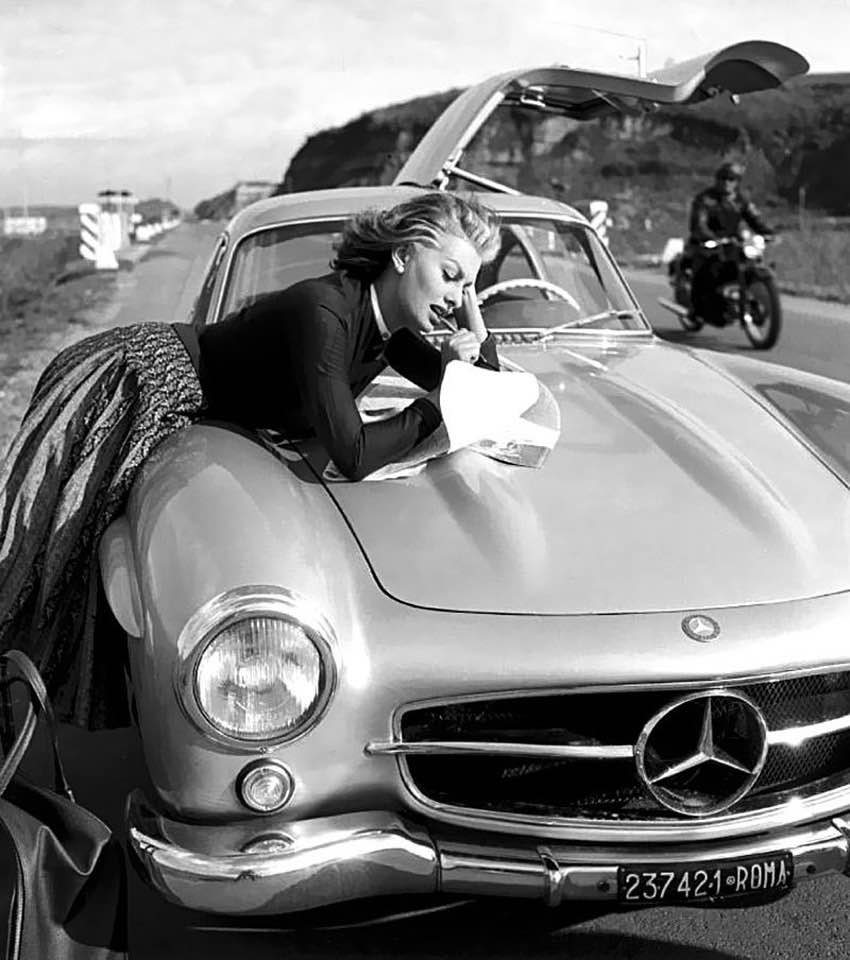 Des photos d'époque de Concessions Mercedes-Benz partie 1 - Page 20 P19610