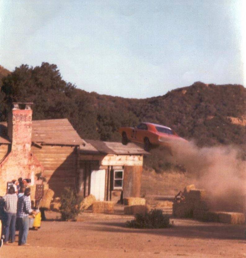 The Dukes of Hazzard - derrière la caméra - Page 2 10352911