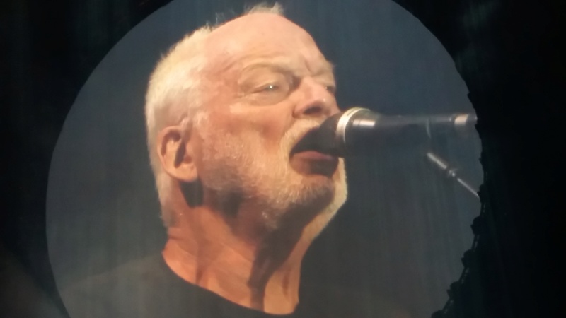 Gilmour à Nîmes les 20 et 21 juillet 2016 - Page 15 20160737